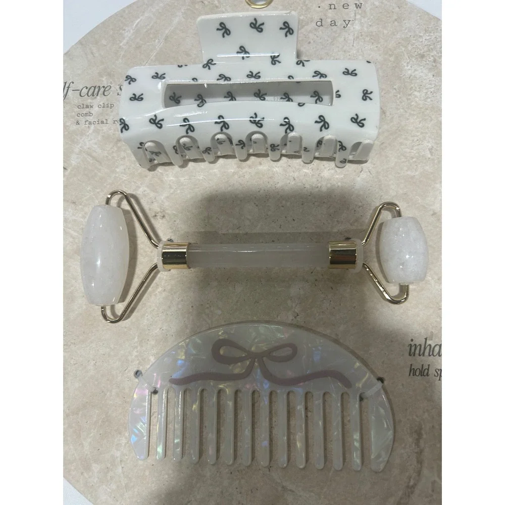 A New Day Self-Care Set White Bow Claw‎ Clip Facial Roller Pearlescent Comb NWT